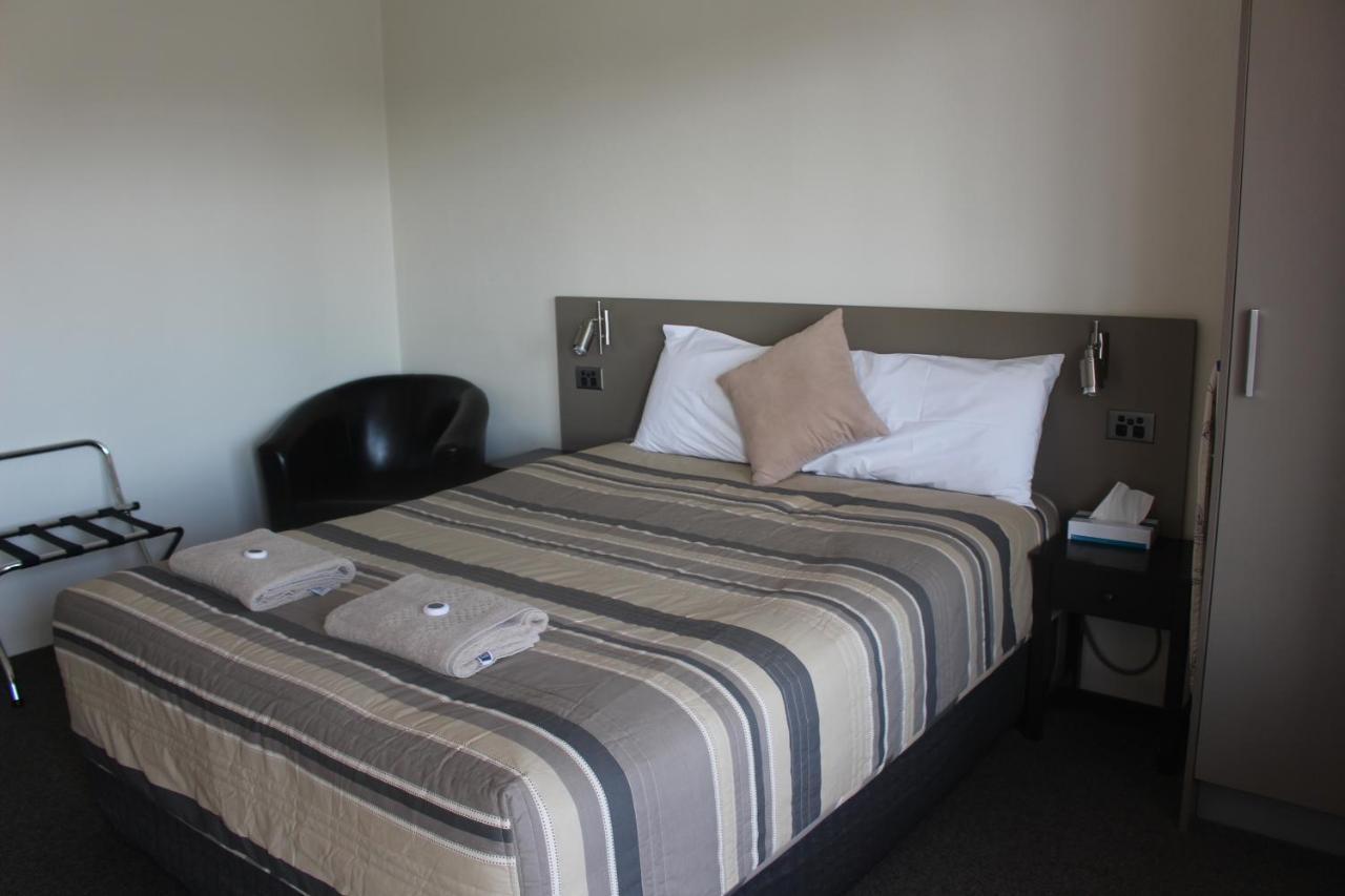 Centrepoint Motel Даббо Екстер'єр фото